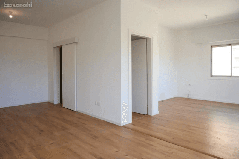 2-bedroom apartment to rent: https://www.bazaraki.com/adv/5798555_2-bedroom-apartment-to-rent (www.bazaraki.com)