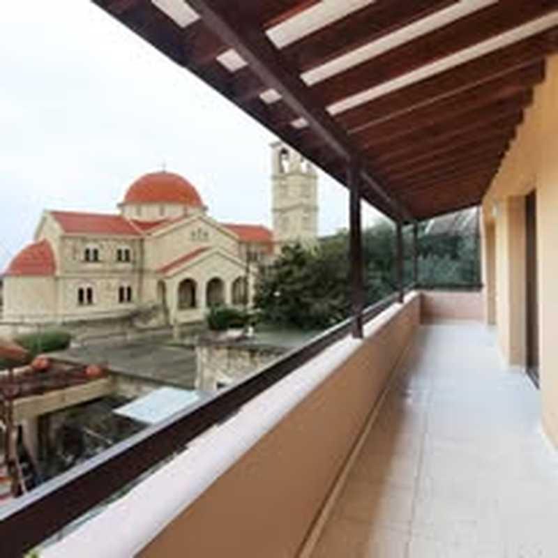 4-bedroom semi-detached to rent: https://www.bazaraki.com/adv/5786532_4-bedroom-semi-detached-to-rent (www.bazaraki.com)