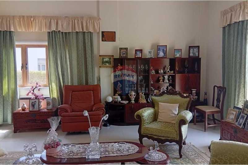 4-bedroom detached house for sale: https://www.bazaraki.com/adv/5799641_4-bedroom-detached-house-for-sale (www.bazaraki.com)