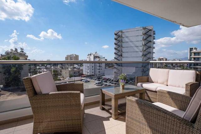 2-bedroom apartment to rent: https://www.bazaraki.com/adv/5797035_2-bedroom-apartment-to-rent (www.bazaraki.com)