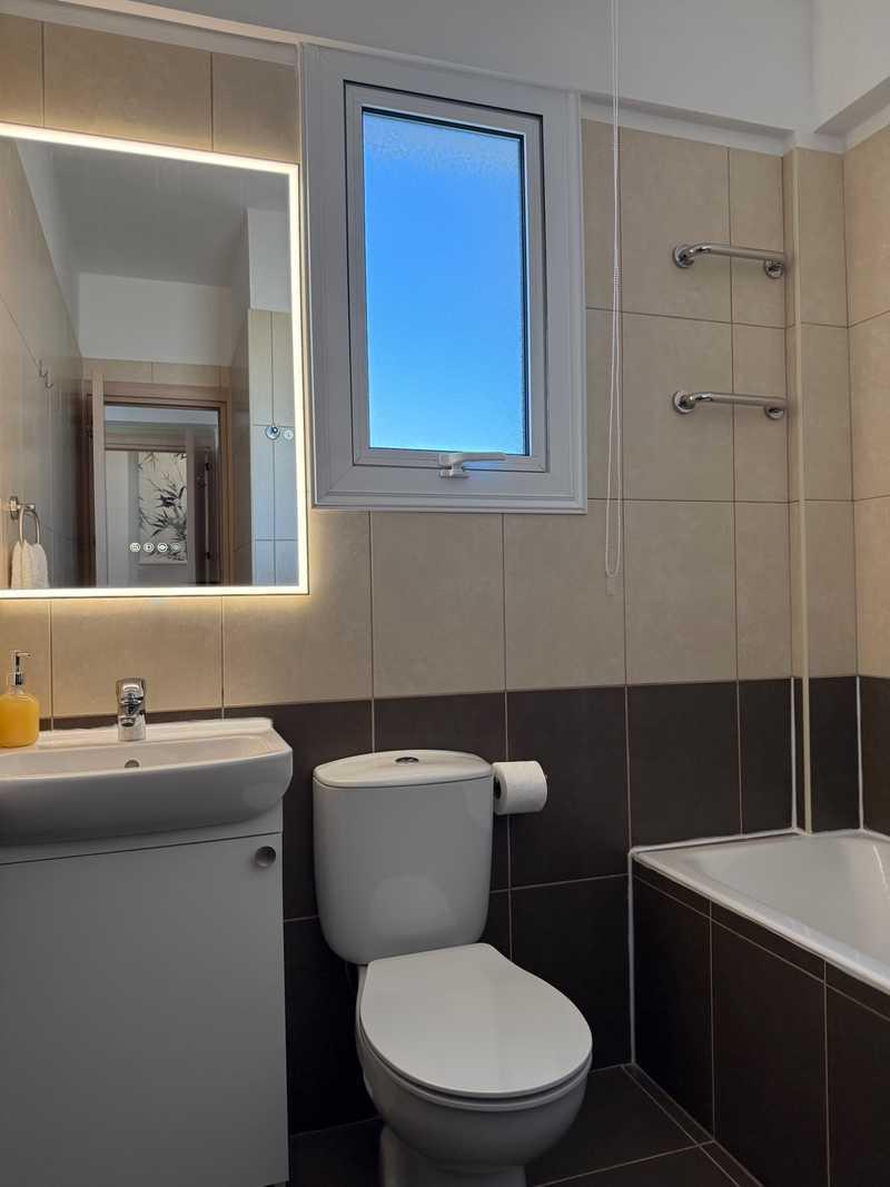 2 bdr flat w/ pool access: https://www.bazaraki.com/adv/5792556_2-bdr-flat-w-pool-access (www.bazaraki.com)