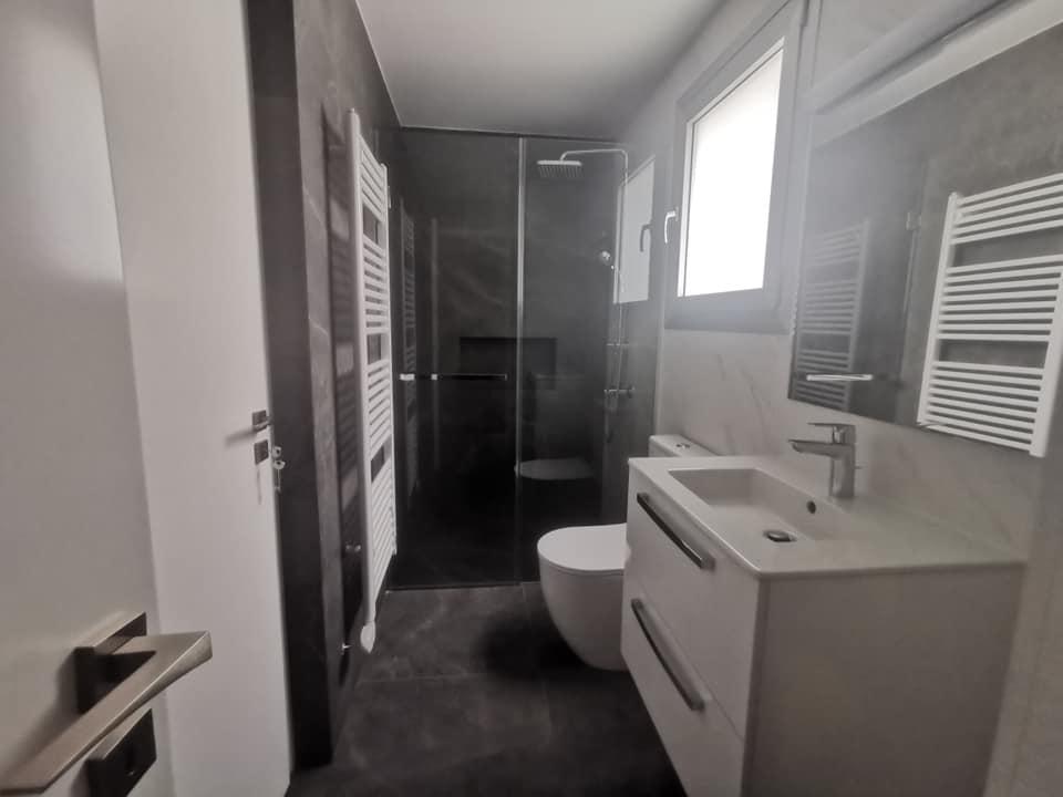 For Rent renovated ground floor of a well-maintained three-story building: https://www.facebook.com/marketplace/item/665523392932852 (www.facebook.com)