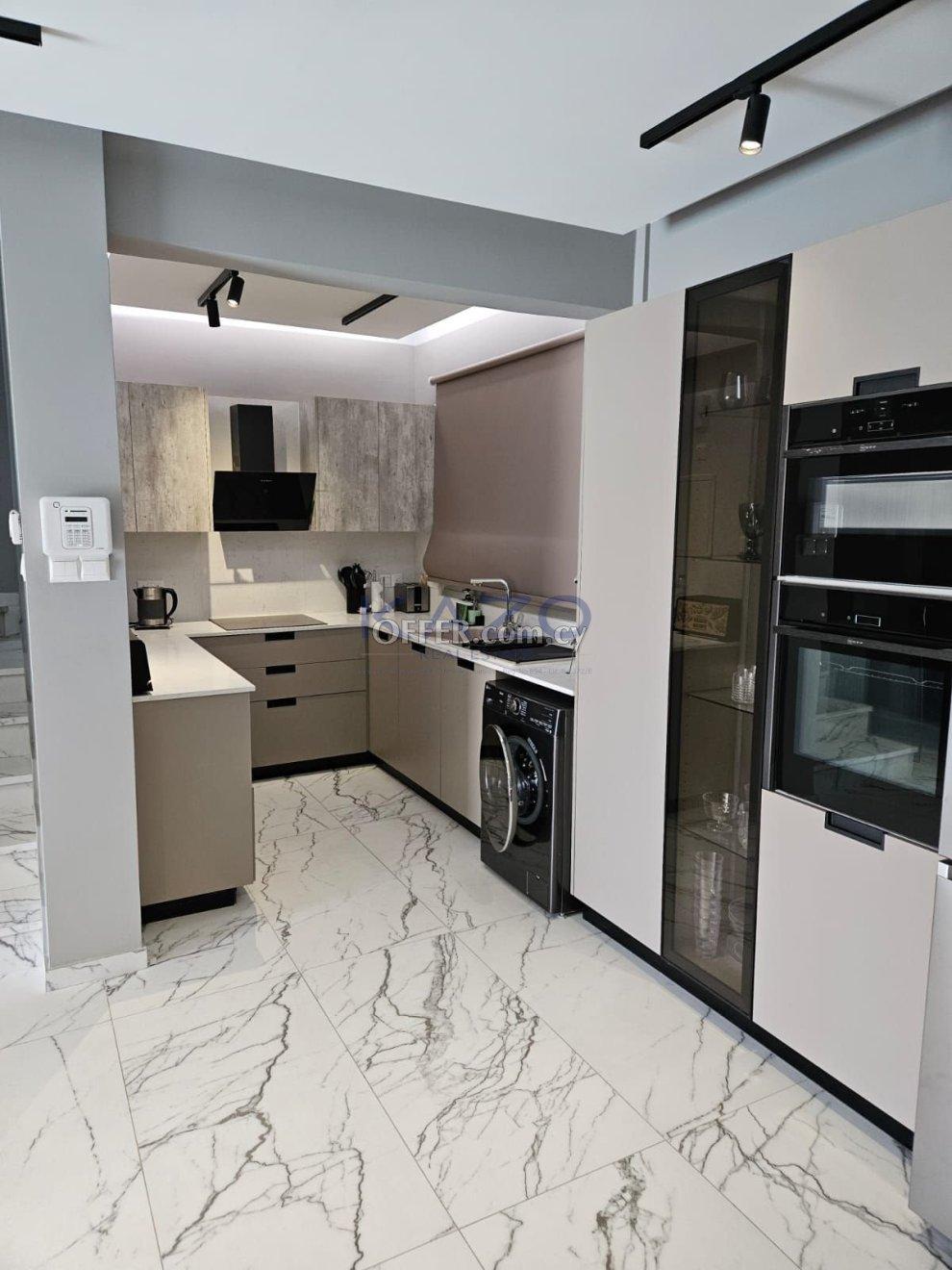 Modern Villa with Private Pool in Germasoyeia Tourist Area: https://www.offer.com.cy/en/modern-villa-with-private-pool-in-germasoyeia-tourist-area/21-816292/ (www.offer.com.cy)