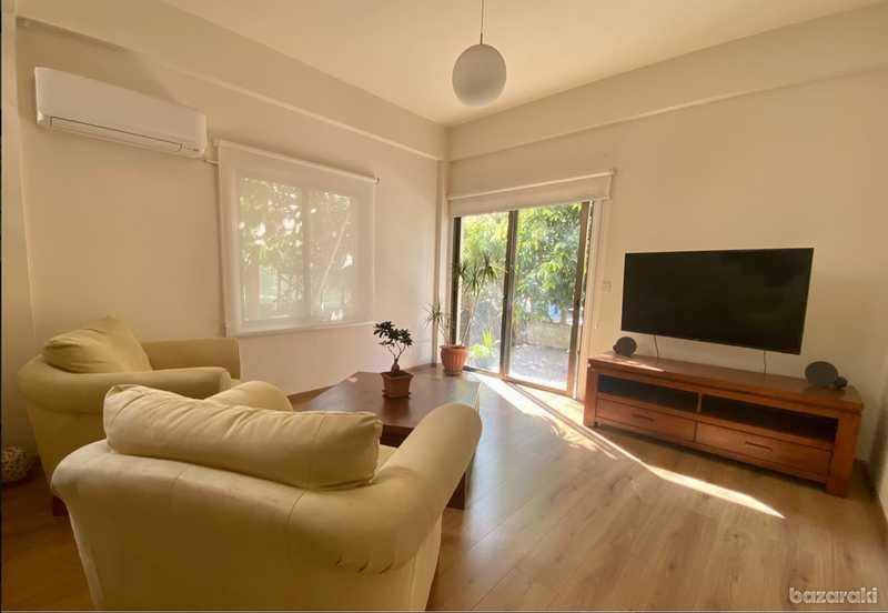 Quiet room in a city center: https://www.bazaraki.com/adv/5798529_quiet-room-in-a-city-center (www.bazaraki.com)