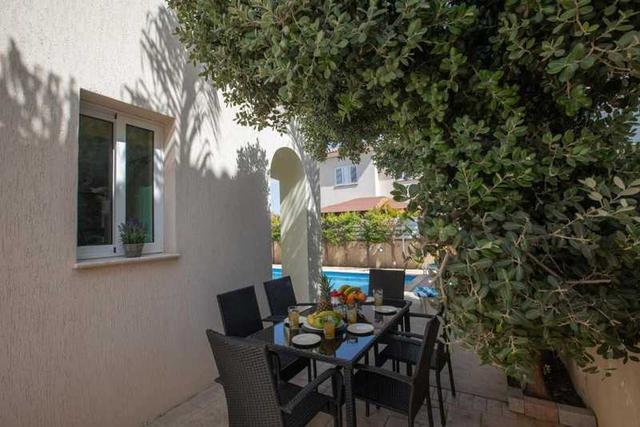 George's lux villa: https://www.bazaraki.com/adv/5793803_georges-lux-villa (www.bazaraki.com)