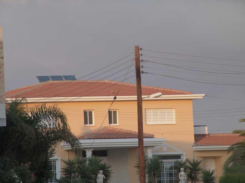 8-bedroom villa for sale: https://www.bazaraki.com/adv/5792577_prestige-property-in-strovolos-sale-rent-or-exchange-options-available (www.bazaraki.com)