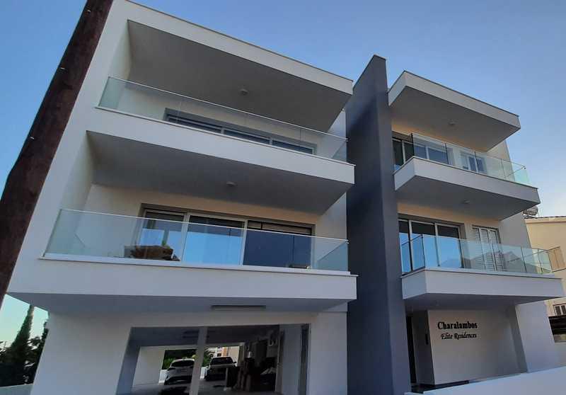 1-bedroom apartment to rent: https://www.bazaraki.com/adv/5793497_1-bedroom-apartment-to-rent (www.bazaraki.com)