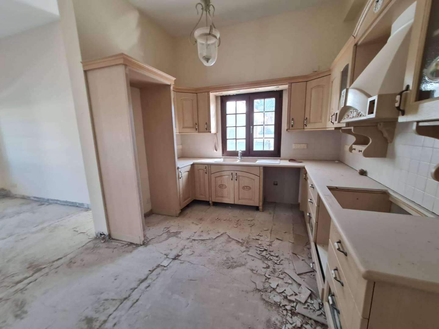 5-bedroom villa in Larnaca № 153151: https://dom.com.cy/en/catalog/sale/153151/ (dom.com.cy)