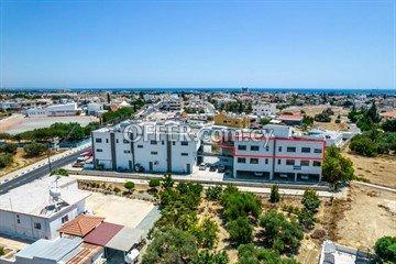 Office and shop in Voroklini, Larnaca: https://www.offer.com.cy/en/office-and-shop-in-voroklini-larnaca/21-718786/ (www.offer.com.cy)
