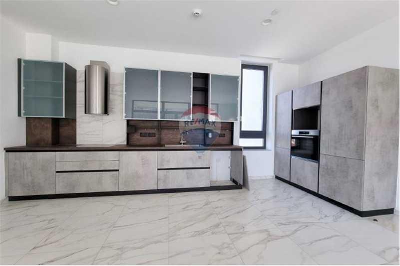 3-bedroom apartment for sale: https://www.bazaraki.com/adv/5797857_3-bedroom-apartment-for-sale (www.bazaraki.com)