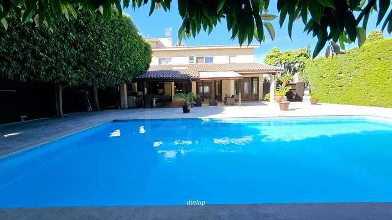 7-bedroom detached house for sale: https://www.bazaraki.com/adv/5799772_7-bedroom-detached-house-for-sale (www.bazaraki.com)