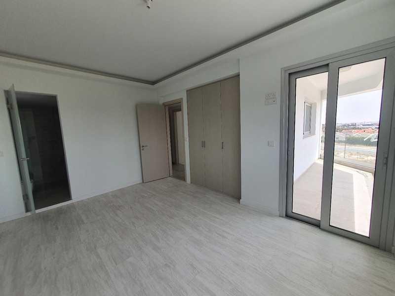 3-bedroom apartment to rent: https://www.bazaraki.com/adv/5793400_3-bedroom-apartment-to-rent (www.bazaraki.com)