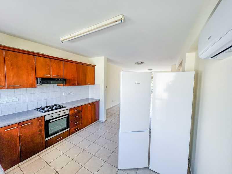 2-bedroom apartment to rent: https://www.bazaraki.com/adv/5768255_2-bedroom-apartment-to-rent (www.bazaraki.com)