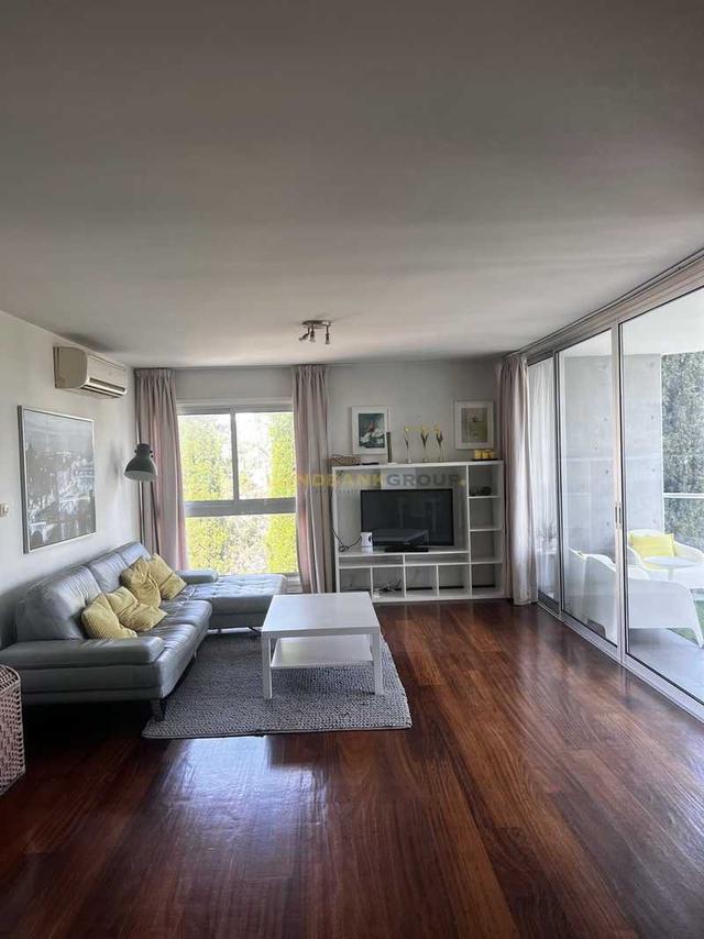 2-bedroom apartment to rent: https://www.bazaraki.com/adv/5794017_2-bedroom-apartment-to-rent (www.bazaraki.com)