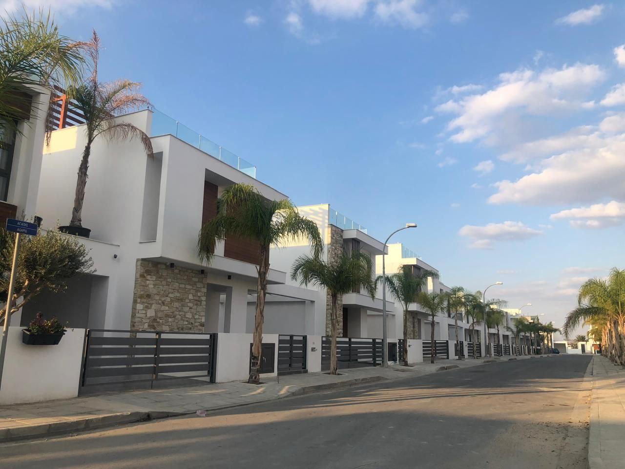 New 3-bedroom house in Larnaca №153332: https://dom.com.cy/en/catalog/rent/153332/ (dom.com.cy)