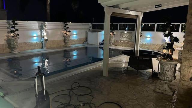 4 Bedroom House 3Mins walk to the Larnaca Seaside Beach: https://www.facebook.com/marketplace/item/1689329275036061 (www.facebook.com)