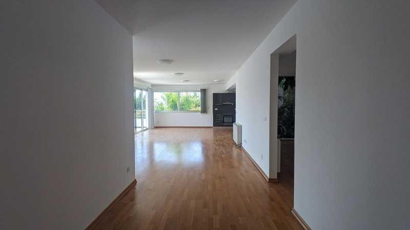 3-bedroom apartment for sale: https://www.bazaraki.com/adv/5794529_3-bedroom-apartment-for-sale (www.bazaraki.com)