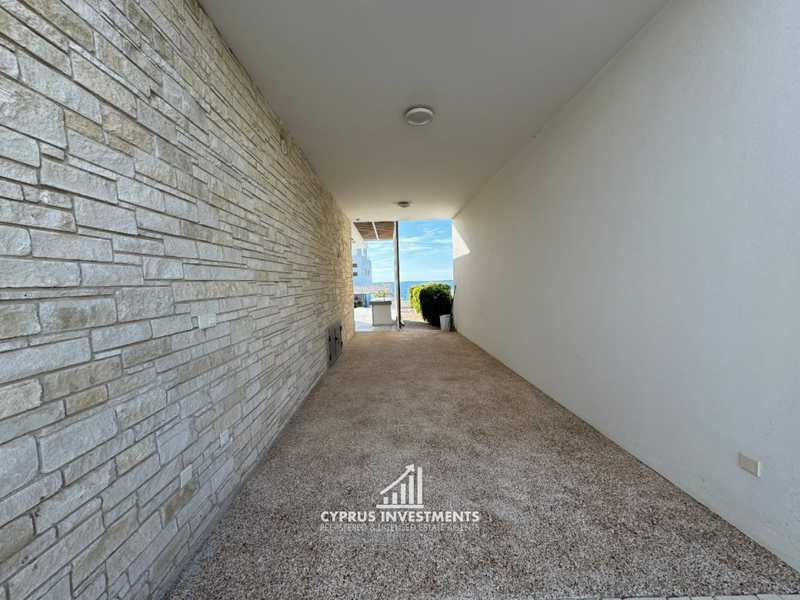 4-bedroom detached house for sale: https://www.bazaraki.com/adv/5786134_4-bedroom-detached-house-for-sale (www.bazaraki.com)