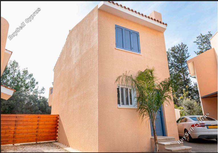 3 Bedroom Detached house for sale in Kato Paphos Universal, Paphos: https://www.buysellcyprus.com/property-for-sale/paphos/kato-paphos-universal/3-bed-detached-house-for-sale-kato-paphos-universal-paphos-1795557.html (www.buysellcyprus.com)