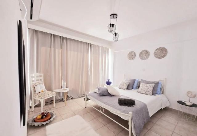 2-bedroom apartment in Limassol №152260: https://dom.com.cy/en/catalog/rent/152260/ (dom.com.cy)