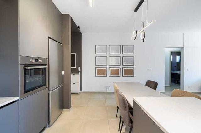 2-bedroom apartment for sale: https://www.bazaraki.com/adv/5795971_2-bedroom-apartment-for-sale (www.bazaraki.com)