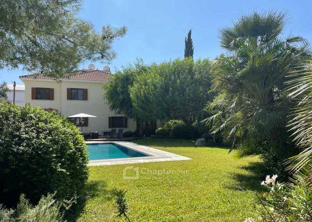 5-bedroom villa for sale: https://www.bazaraki.com/adv/5797694_5-bedroom-villa-for-sale (www.bazaraki.com)