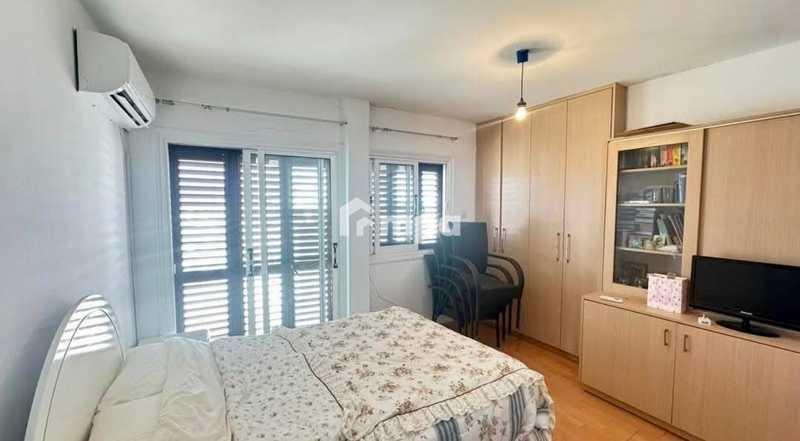 3-bedroom apartment for sale: https://www.bazaraki.com/adv/5791896_3-bedroom-apartment-for-sale (www.bazaraki.com)