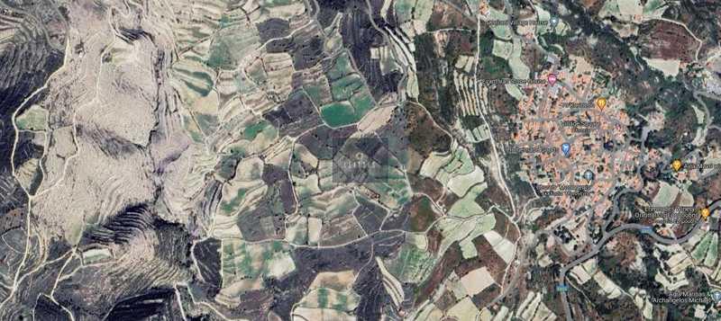 Agricultural land 7693 m²: https://www.bazaraki.com/adv/5797463_agricultural-land-7693-m2 (www.bazaraki.com)