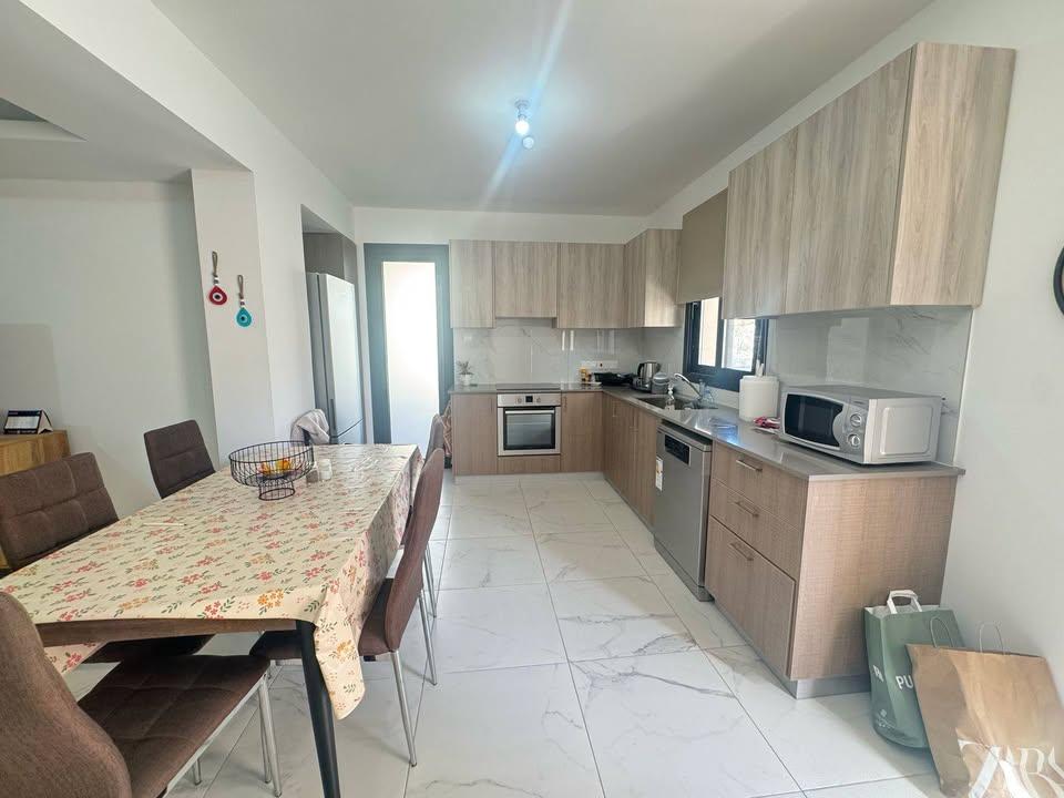 For Rent 2 Bedroom Apartment In The Area Of Fanaromeni Larnaca: https://www.facebook.com/marketplace/item/676861008397559 (www.facebook.com)