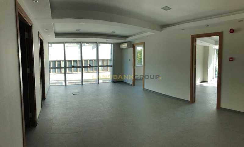 Luxurious ground-floor offices in agios andreas, nicosia: https://www.bazaraki.com/adv/5794854_luxurious-ground-floor-offices-in-agios-andreas-nicosia (www.bazaraki.com)