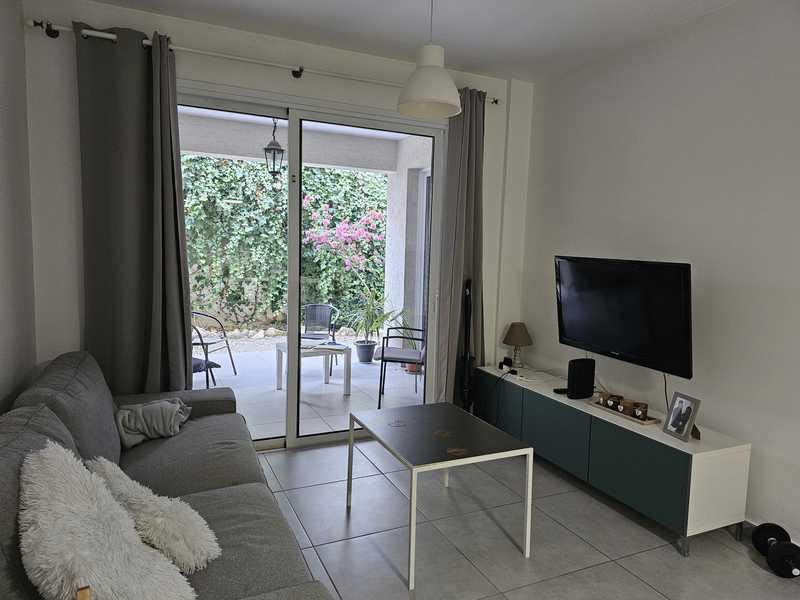 1-bedroom apartment to rent: https://www.bazaraki.com/adv/5798640_1-bedroom-apartment-to-rent (www.bazaraki.com)