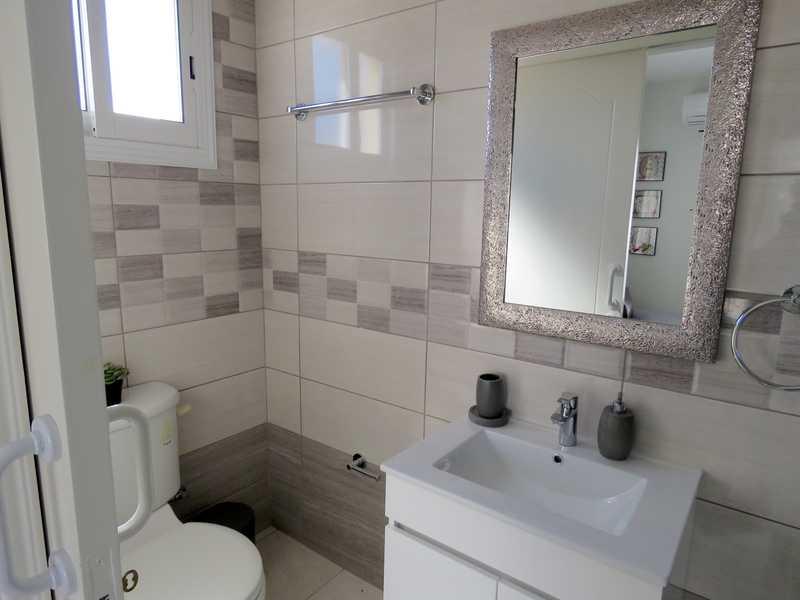 4-bedroom detached house to rent: https://www.bazaraki.com/adv/5798352_4-bedroom-detached-house-to-rent (www.bazaraki.com)