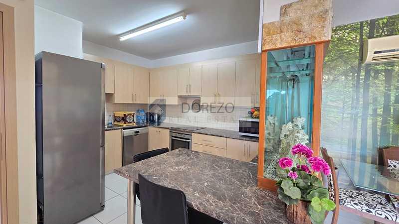 3-bedroom apartment to rent: https://www.bazaraki.com/adv/5794264_3-bedroom-apartment-to-rent (www.bazaraki.com)