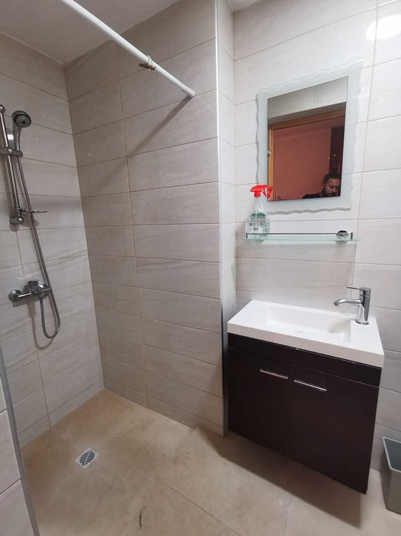 Double room with on suite. zakaki, limassol. close to the new port: https://www.bazaraki.com/adv/5793625_double-room-with-on-suite-to-rent-zakaki-limassol-close-to-the-new-port (www.bazaraki.com)