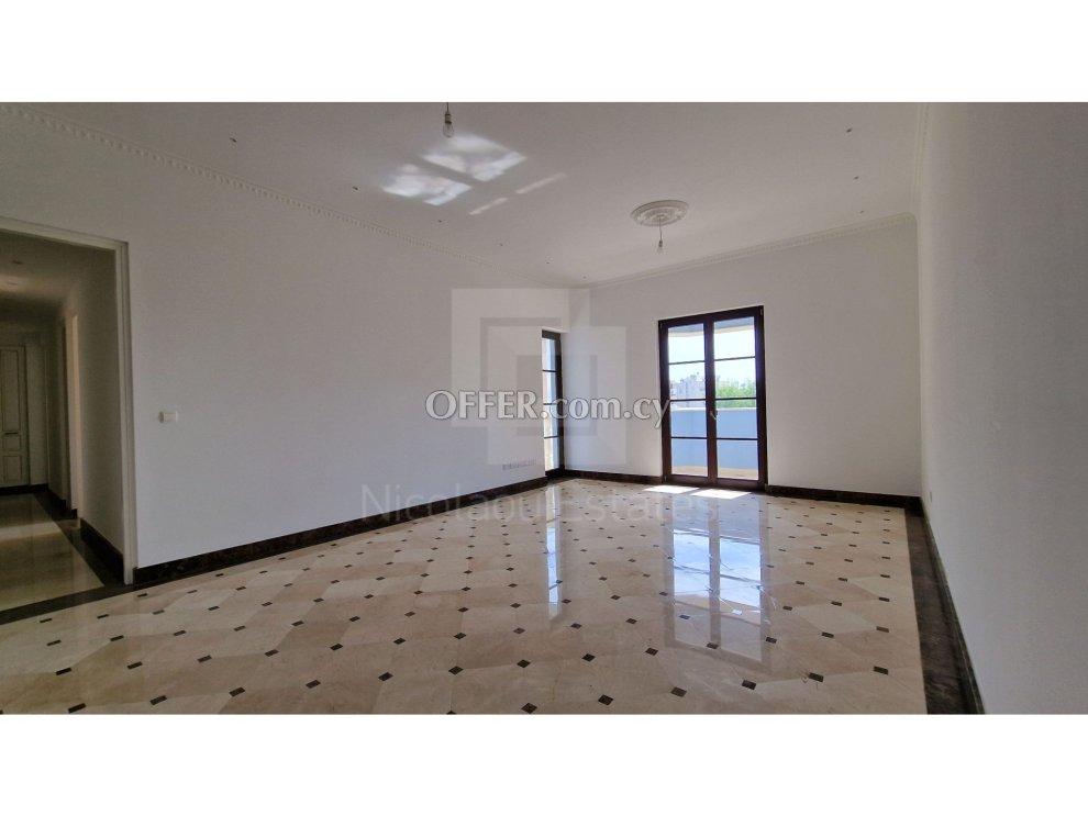 New Luxurious two bedroom apartment in Germasogeia tourist area Limassol: https://www.offer.com.cy/en/new-luxurious-two-bedroom-apartment-in-germasogeia-tourist-area-limassol/21-735431/ (www.offer.com.cy)