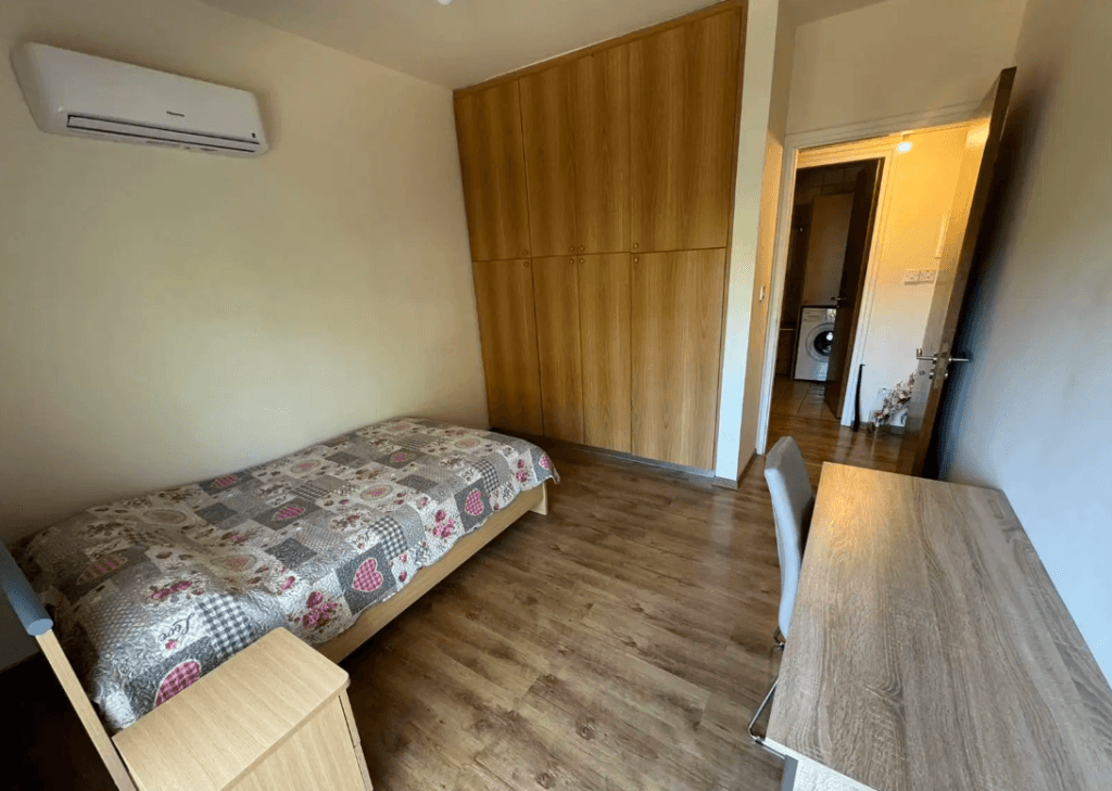 2 Bedroom Flat For Sale: https://www.zyprus.com/property/39303/2-bedrooms-apartment-flat-in-dasoupoli-strovolos-nicosia (www.zyprus.com)