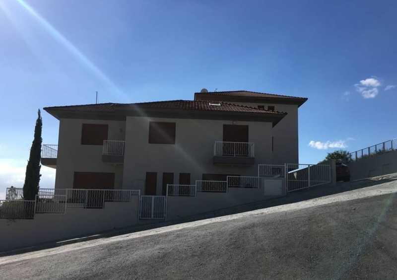 2-bedroom apartment to rent: https://www.bazaraki.com/adv/5786913_2-bedroom-apartment-to-rent (www.bazaraki.com)
