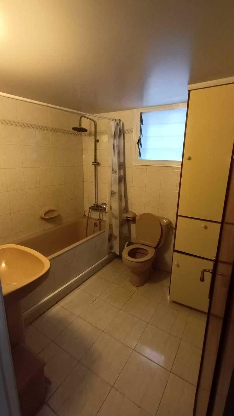 3-bedroom semi-detached for sale: https://www.bazaraki.com/adv/5787316_3-bedroom-semi-detached-for-sale (www.bazaraki.com)