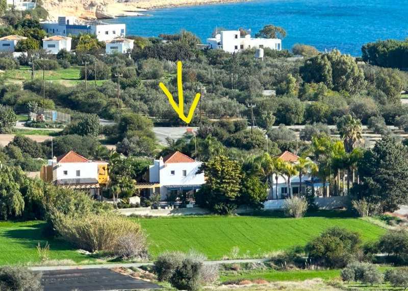 3-bedroom villa for sale: https://www.bazaraki.com/adv/5795699_3-bedroom-villa-for-sale (www.bazaraki.com)