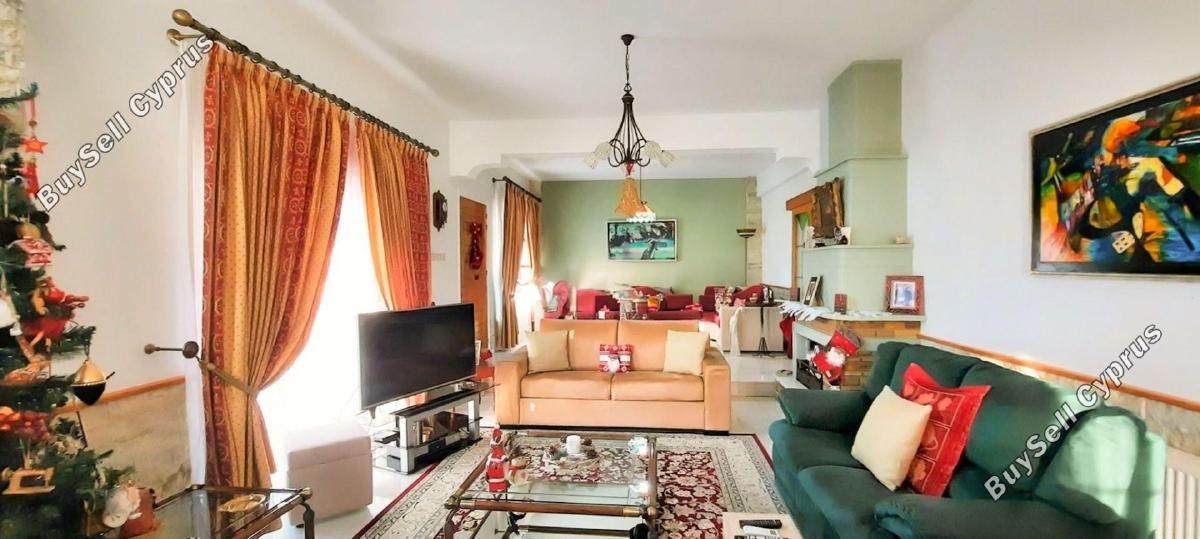 5 Bedroom Detached house for sale in Livadia Larnacas, Larnaca: https://www.buysellcyprus.com/property-for-sale/larnaca/livadia-larnacas/5-bed-detached-house-for-sale-livadia-larnacas-larnaca-1795539.html (www.buysellcyprus.com)