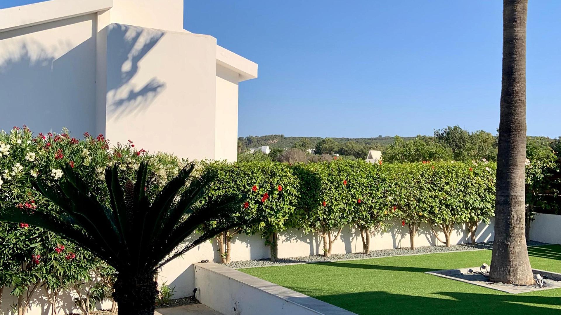 4-bedroom house in Famagusta № 152817: https://dom.com.cy/en/catalog/sale/152817/ (dom.com.cy)