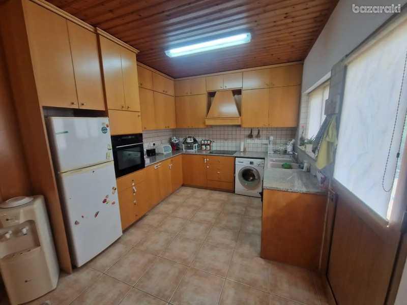 3-bedroom apartment to rent: https://www.bazaraki.com/adv/5786534_3-bedroom-apartment-to-rent (www.bazaraki.com)