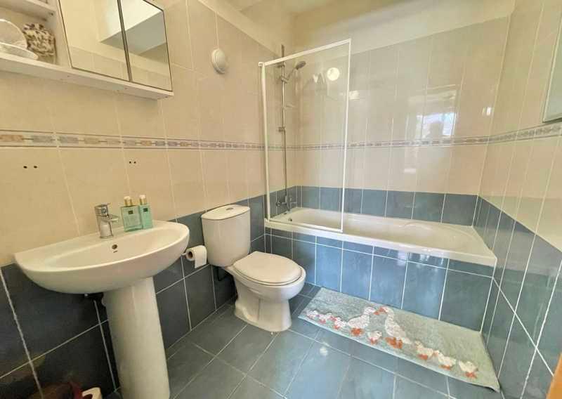 1-bedroom apartment for sale: https://www.bazaraki.com/adv/5789090_1-bedroom-apartment-for-sale (www.bazaraki.com)