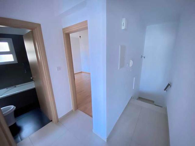 3-bedroom maisonette to rent: https://www.bazaraki.com/adv/5793768_3-bedroom-maisonette-to-rent (www.bazaraki.com)