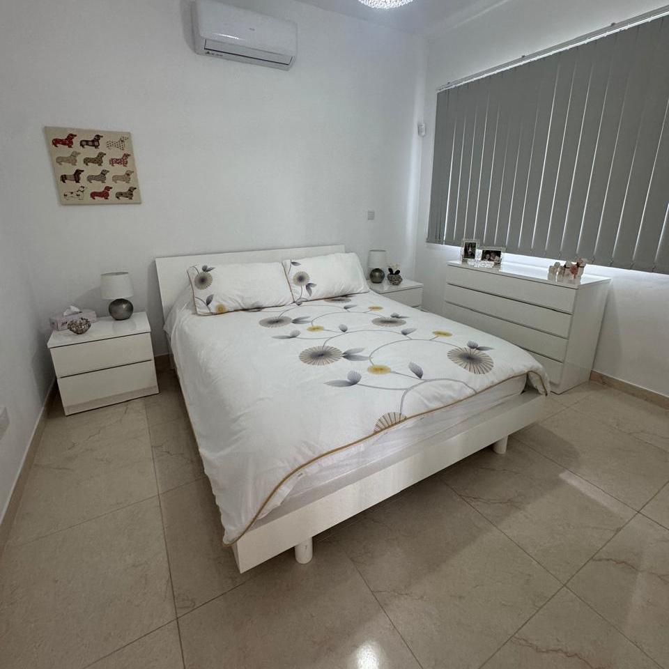 7-bedroom villa in Paphos № 153395: https://dom.com.cy/en/catalog/sale/153395/ (dom.com.cy)