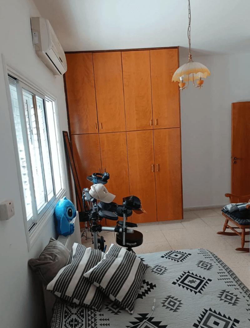 6-bedroom maisonette for sale: https://www.bazaraki.com/adv/5787059_6-bedroom-maisonette-for-sale (www.bazaraki.com)