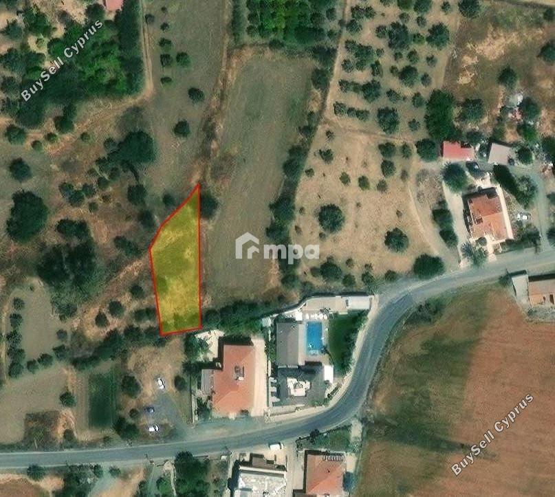 660 SQM Residential Land for sale in Psimolofou, Nicosia: https://www.buysellcyprus.com/property-for-sale/nicosia/psimolofou/land-for-sale-psimolofou-nicosia-1800889.html (www.buysellcyprus.com)