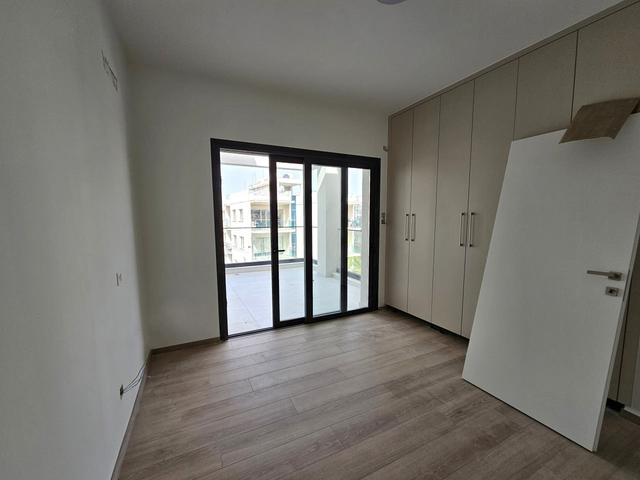 New 3-bedroom penthouse in Limassol №153683: https://dom.com.cy/en/catalog/rent/153683/ (dom.com.cy)