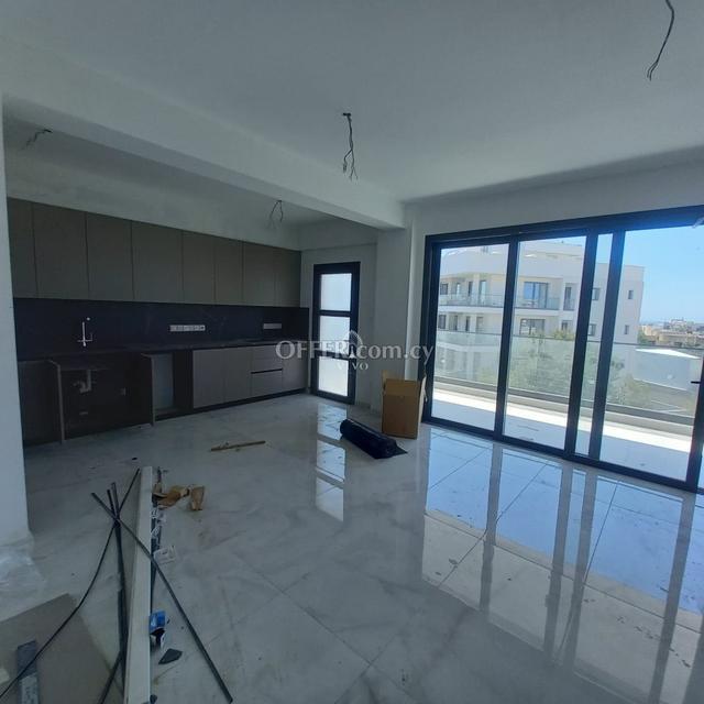 MODERN FULLY FURNISHED 3 BEDROOM APARTMENT WITH ROOF GARDEN IN MESA GEITONIA: https://www.offer.com.cy/en/modern-fully-furnished-3-bedroom-apartment-with-roof-garden-in-mesa-geitonia/21-816459/ (www.offer.com.cy)