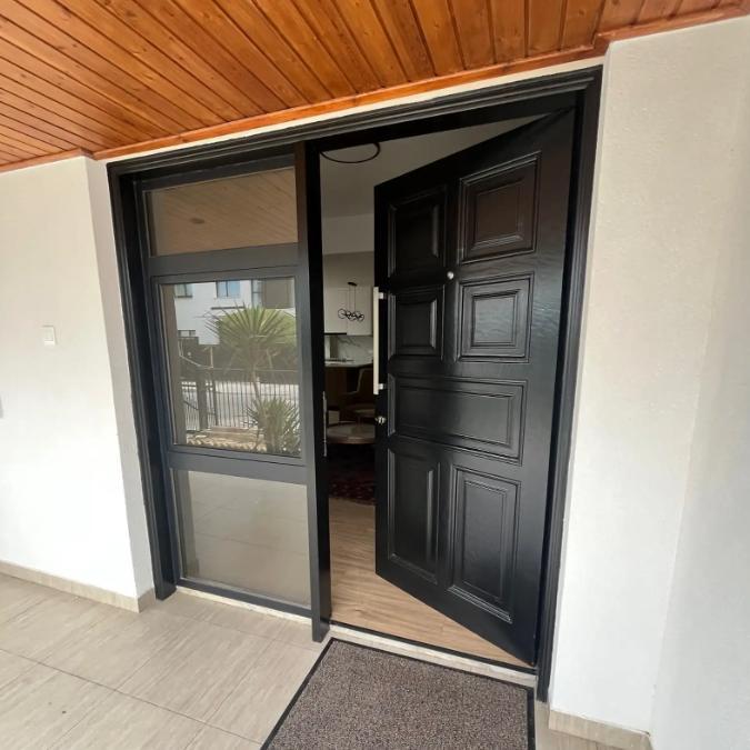 2-bedroom flat in Limassol №153340: https://dom.com.cy/en/catalog/rent/153340/ (dom.com.cy)